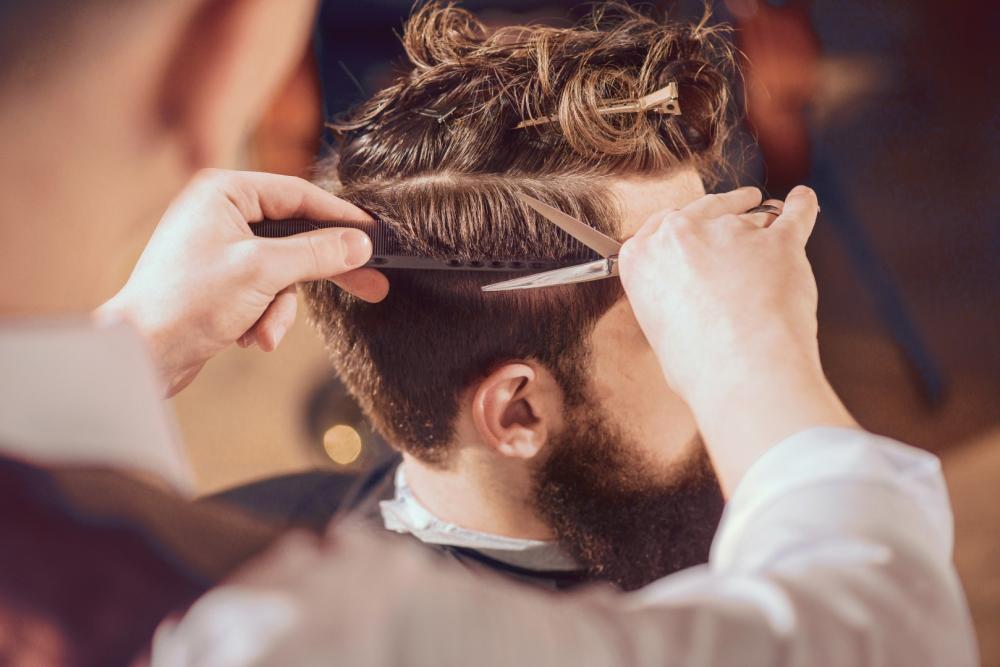 Coiffure homme à Saint-Yrieix-la-Perche